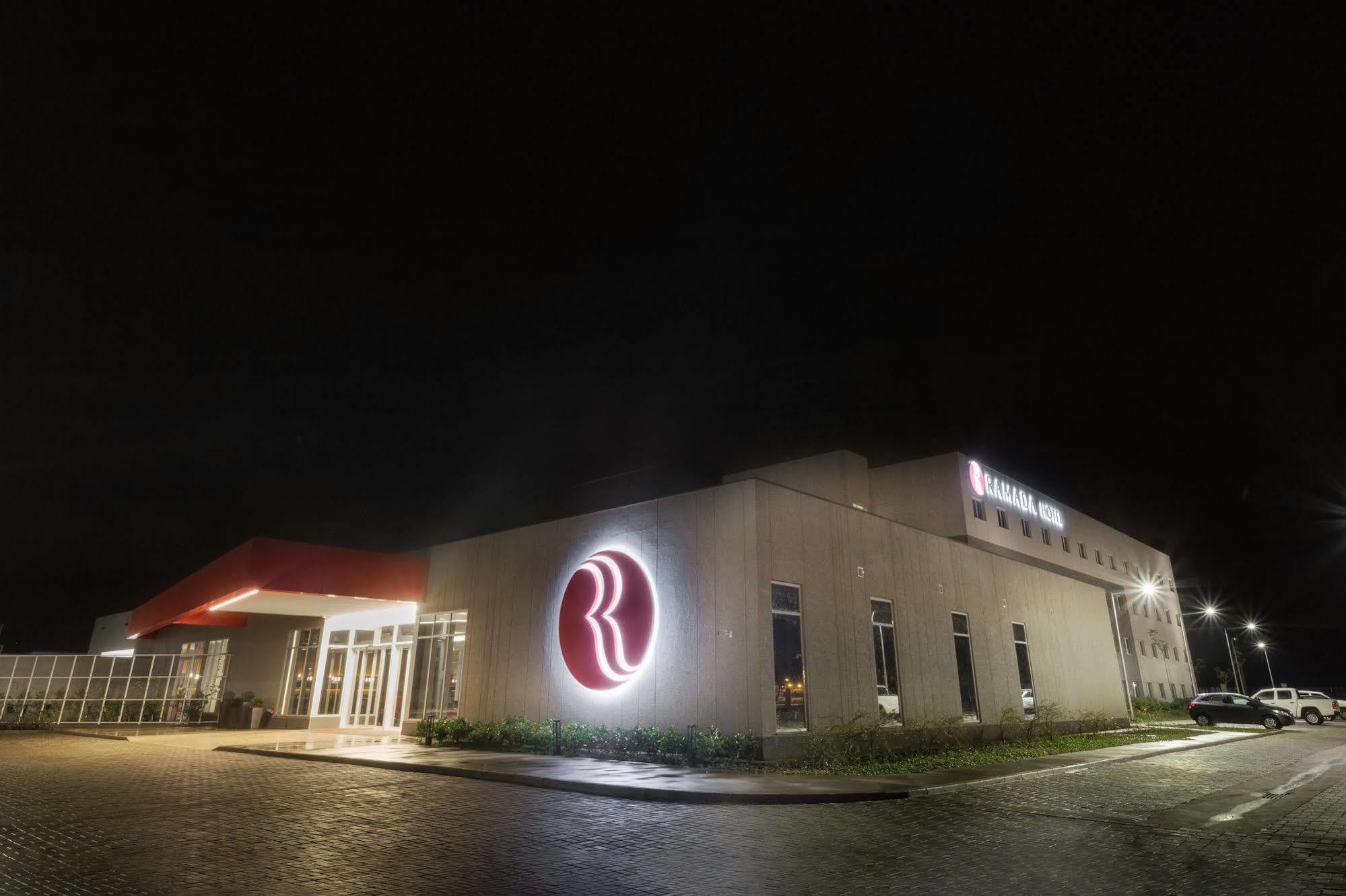 Ramada Campinas Viracopos Hotel Exterior photo