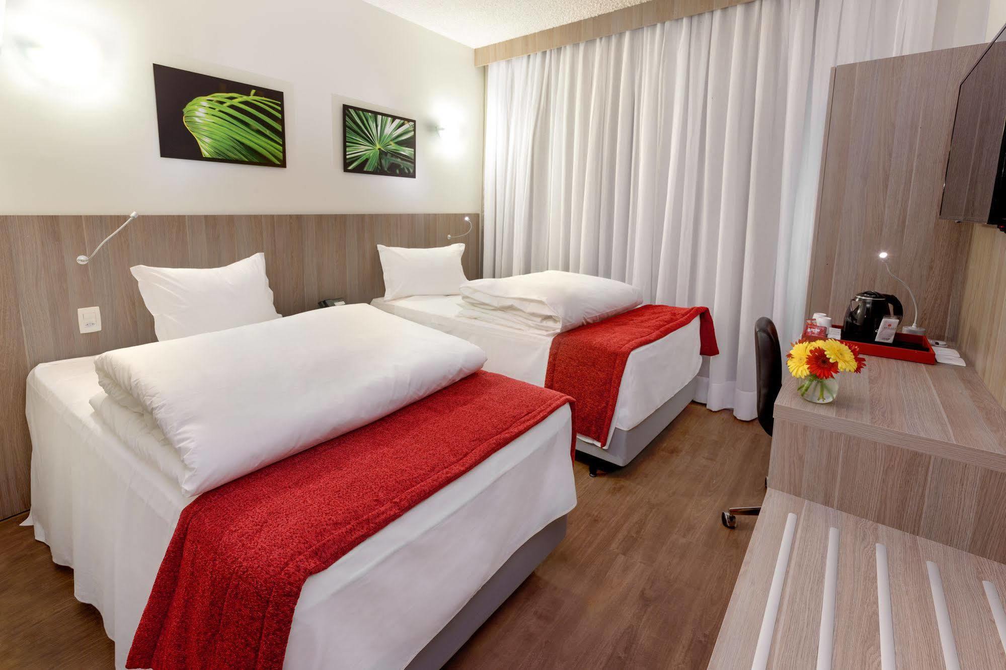 Ramada Campinas Viracopos Hotel Exterior photo
